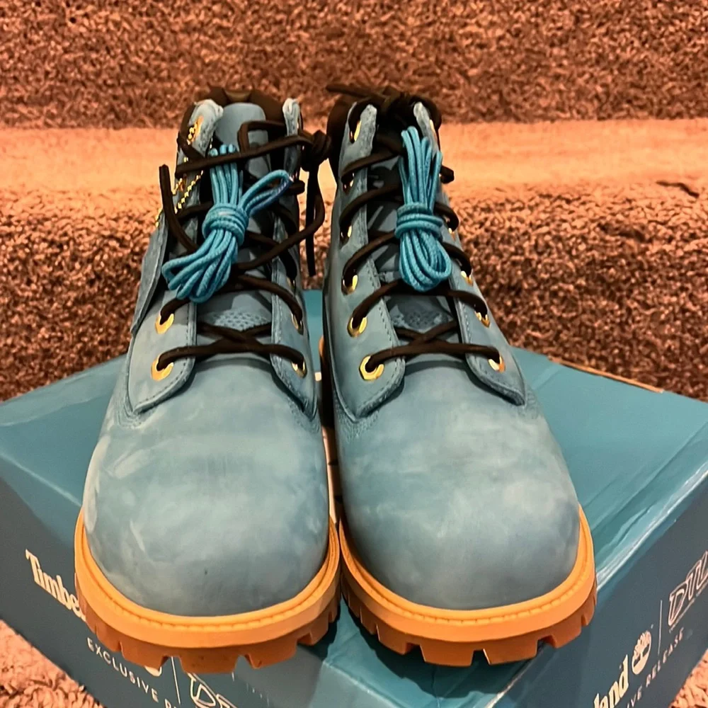 Timberland x DTLR 6” Premium WPBT bright blue Boots new Boys Size 6.5 Juniors
